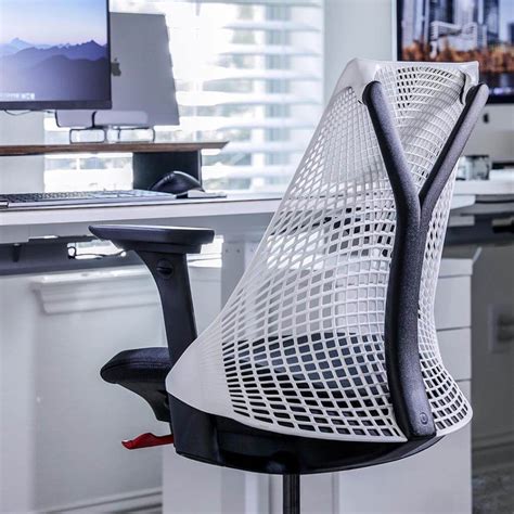 herman miller sayl chair review